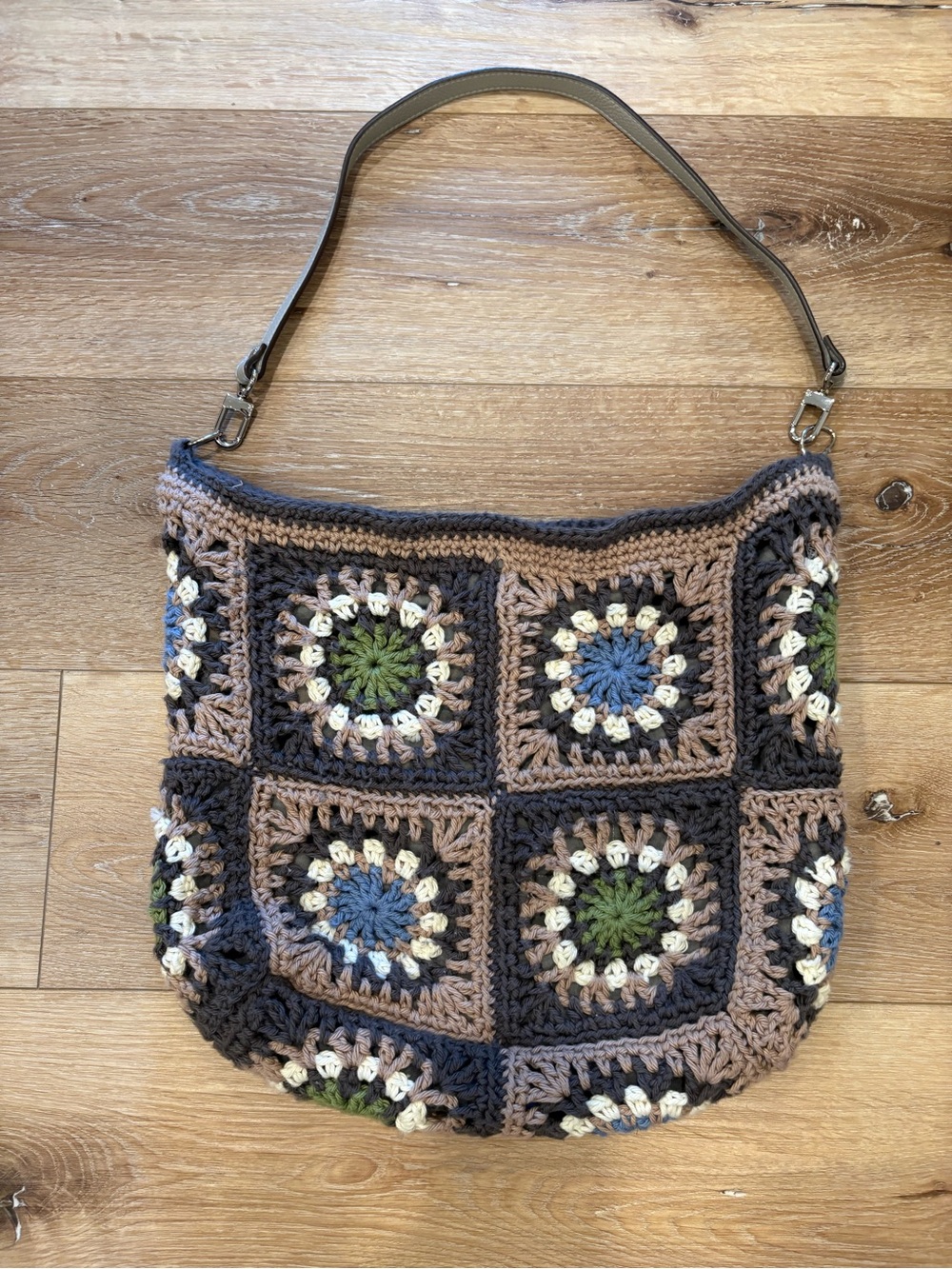 Boho Crochet Granny Square Shoulder Bag | Handmade Floral Tote